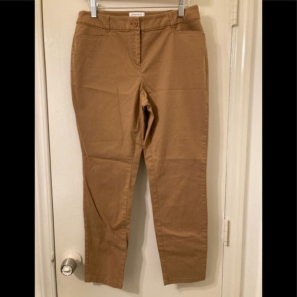 Classic Fit Cotton Pant from Charter Club pant Shop. Brown Size 8P. Jean Trouser - Picture 1 of 8
